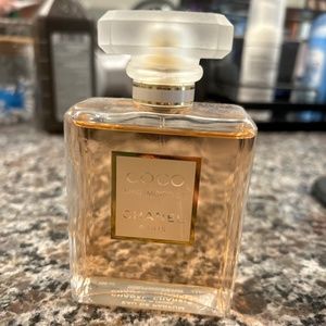 Coco Chanel mademoiselle